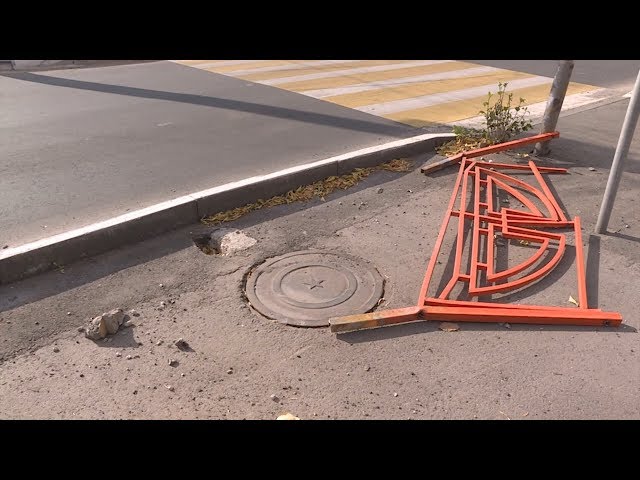 Заборы строят и тут же сносят