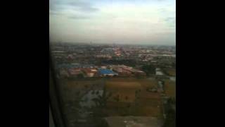 preview picture of video 'AirAsia,, Bangkok - Phnom Penh ((( Landing  17-12-10 )) PHN'