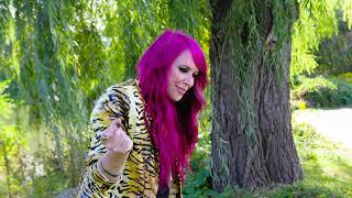 Suzie McNeil // Bobcaygeon