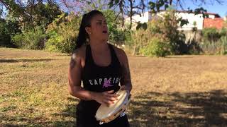 Aruanda Capoeira-Graduada Dryelle (Lauê-Ser Mestre)