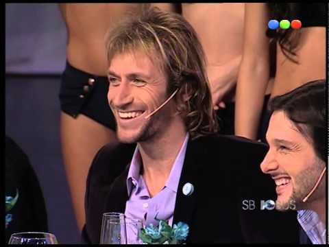 Los hombres opinan del Macho Bus de Jose Meolans - Sabado Bus 2011