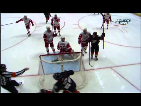 Ducks no goal kicked in. Mar 22 2013 Detroit Red Wings vs Anaheim Ducks NHL Hockey