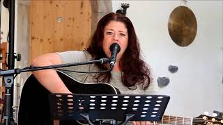 Die Rose - Helene Fischer (Akustik Cover) von Sängerin Yvonne Brugger in Vorarlberg Beerdigung
