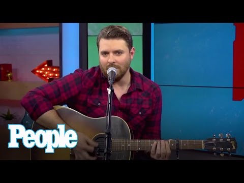 Watch Chris Young perform 'Lonely Eyes' | People
