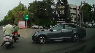 Making no sense at all #1 | Indian Roads | Traffic Idiots