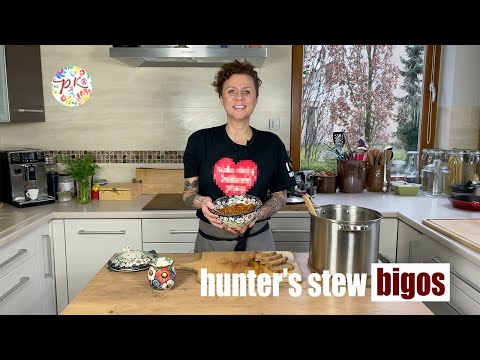 Famous Polish hunter's stew - BIGOS - Polish cooking.