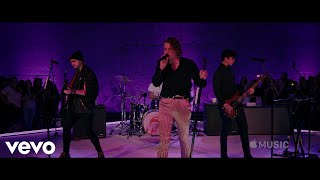 5 Seconds Of Summer (5SOS) - Girls Talk Boys (On The Record: Youngblood Live)