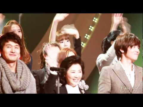 [Fancam] 10.11.06 Taeyeon SNSD - Ending