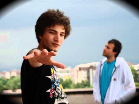 Daz Flow, Deki O2 & Stracka ft. Goran Papazz - Daj Proshetaj