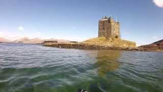 preview picture of video 'Sea Kayaking around Castle Stalker and Shuna Island'