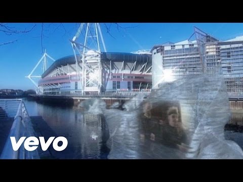 Fragile Happiness - Super Furry Animals
