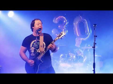 Blázni na svobodě - Šamane Šamane -Blázni na svobodě (Live)