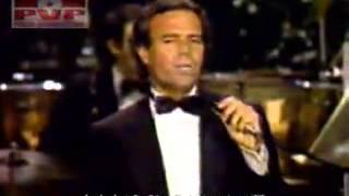 JULIO IGLESIAS LE CANTA A FRANK SINATRA VOLVER A EMPEZAR 1983)