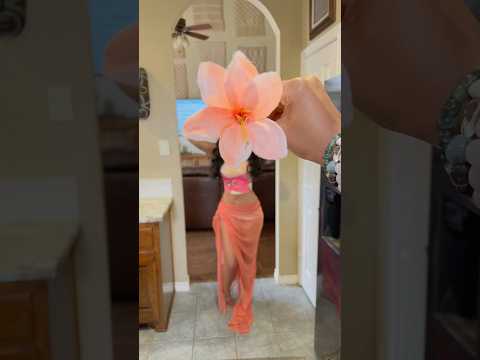 if a flower was a person🌺👀 #taavi #shorts #fashionstyle #fashiontrends #pinterest #shortlook