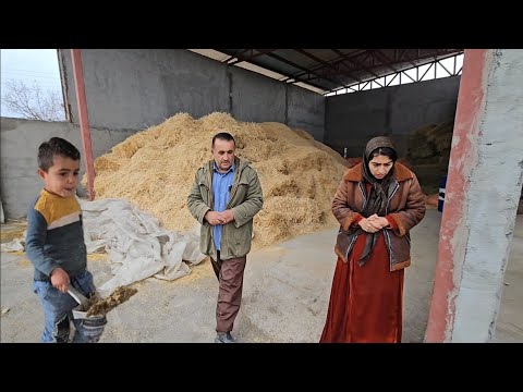 Sunny and snowy day! Receiving money in exchange for information from Ghadir