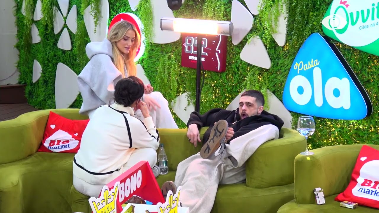“Kur dikush më thotë…”/ Baby G e pyet për mesazhin e të vëllait, Selin: Unë ika nga krevati