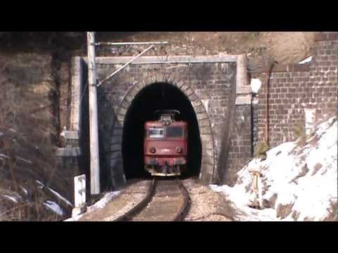 R3006 la iesirea din Tunelul Mic