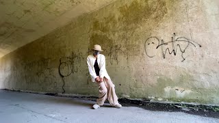 Improvisation dance
