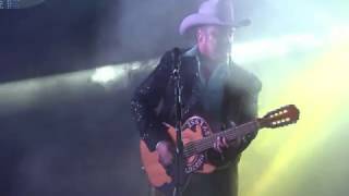 ISAIAS LUCERO   "SALIO PEOR EL REMEDIO" EN VIVO DESDE MTY