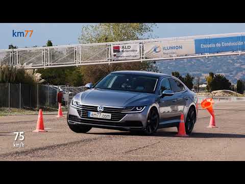 Volkswagen Arteon 2017 – Maniobra de esquiva (moose test) y eslalon | km77.com