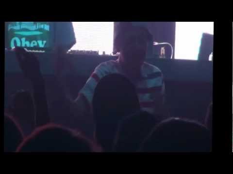 120609 Black Bunny Show sprinkler music - Huckleberry P