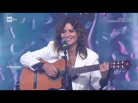 Chiara Civello - "Perdiamoci" (Radio2 Social Club - 14/10/22)