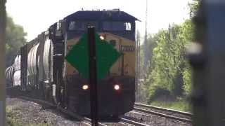 preview picture of video 'CSX Crossing Ridge Rd in Shenandoah Junction'