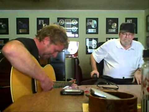 Chris Caskey Sings for Whitey Shafer & Corey Frizzell I Never Go Around Mirrors