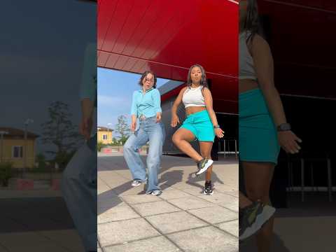 Mnike Dance 🇿🇦 (Viral Amapiano Tiktok Trendy dance 2023) (feat. DJ Maphorisa)