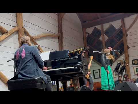 Marco Benevento & Dave Dreiwitz "Queen Bitch" and "The Enabler" w/ KT Benevento