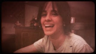 Kadr z teledysku Never Be The Same tekst piosenki Camila Cabello
