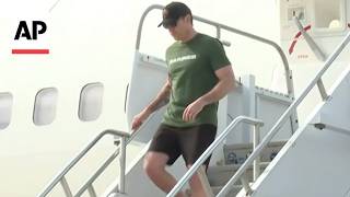 Pete Hegseth arrives in Cuba in shorts and a t-shirt