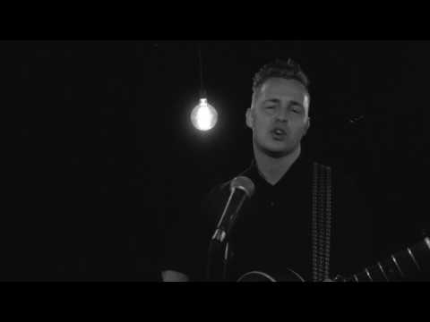 Tobias Stenkjær - Heartstrings (Live Session)