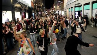 Amazing Crowd Go Absolutely Wild for new Busker (Lonely Matt & Drummer Arthur) last night in Dublin