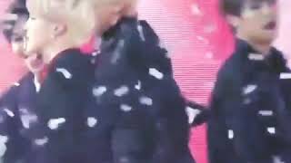 Download lagu #BTS #WANNAONE #TAEHOON #GDA2019 kim taehyung and park jihoon moment in #GDA 190106 mp3