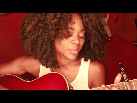 TURN YOUR LIGHTS DOWN LOW - LAURYN HILL, BOB MARLEY(ACOUSTIC)