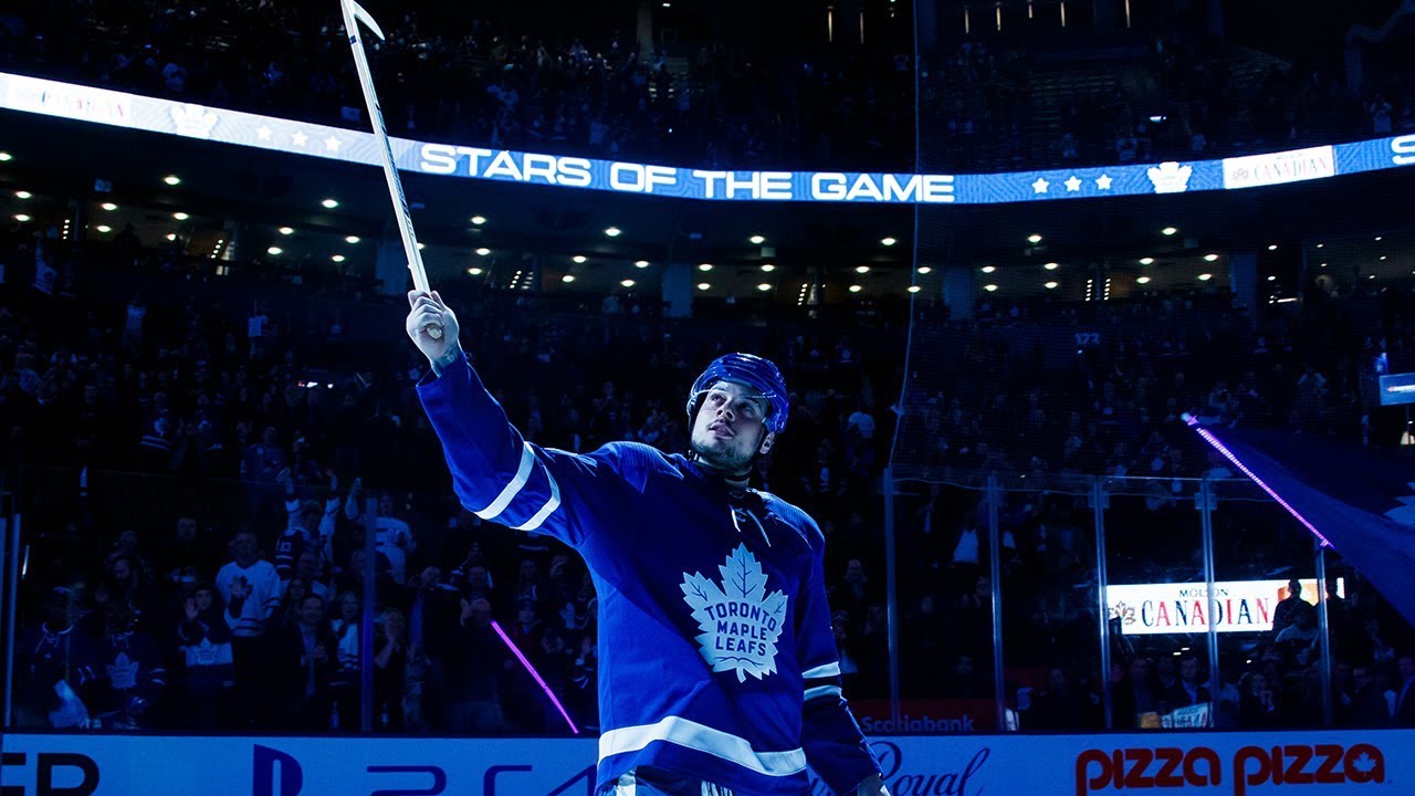 Vidéo: Tout le monde affirmait...Que Auston Matthews et John Tavares allaient être JALOUX l'un de l'autre...