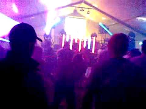 Ministry Stage - Bucket Heads - Bomb (mashup) @ Creamfields 2009, Breclav, Czech Republic