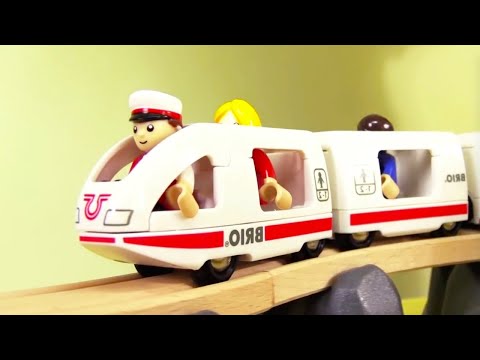 TOY TRAIN CITY! - Brio Toy Trains sets - 30 min STORY FOR KIDS