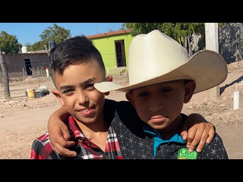 A DAY AT THE RANCH WITH THE DREAMERS / LADUDA PUNCHES