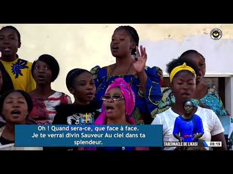 Étranger sur la terre je marche avec bonheur