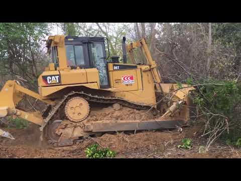 Trator de Esteira Bruto Demais!🚜🚜🚜💪💪💪