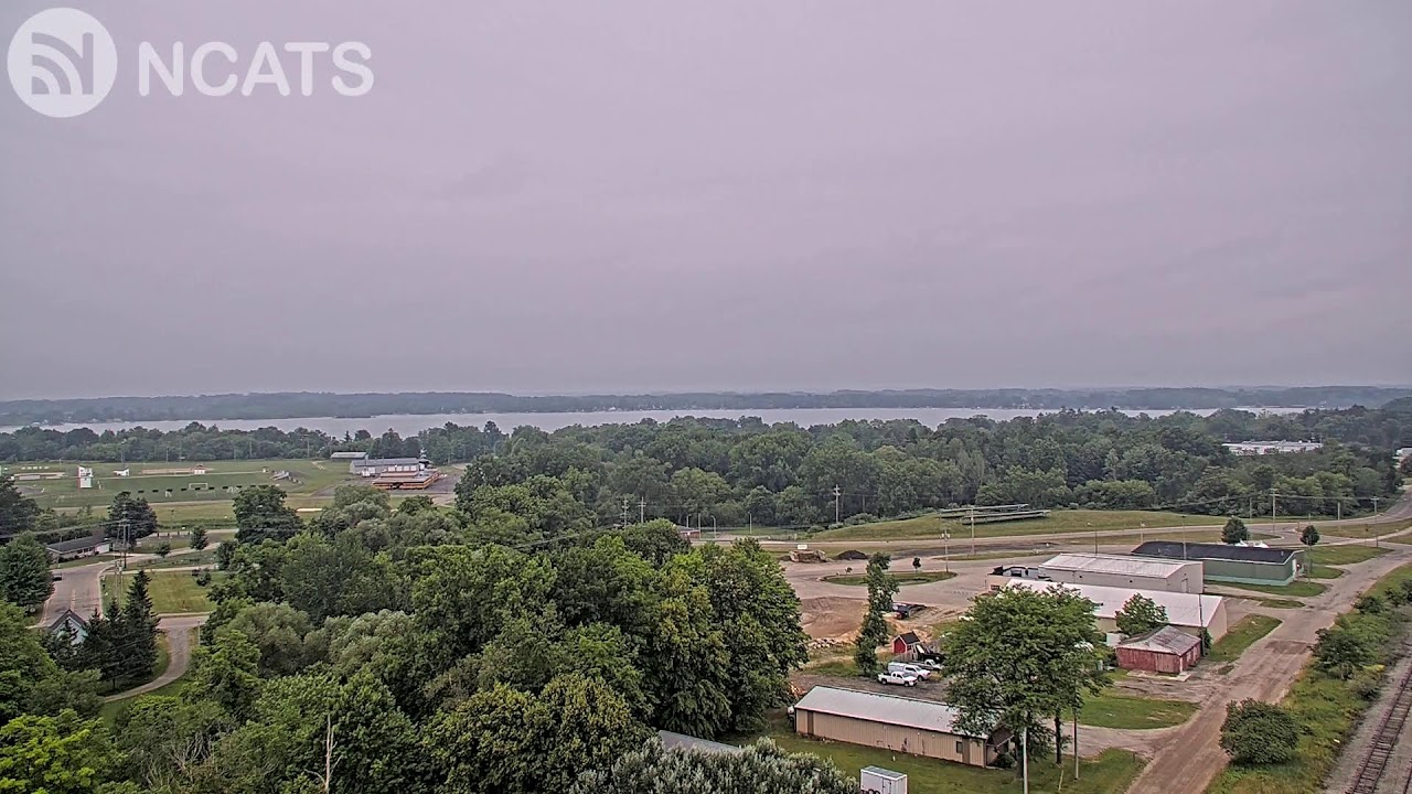 Live webcam view of Fremont Lake Elevated Panorama