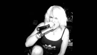 Tilt - Yellow Bellies