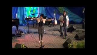 Nicole Mullen Visits Cayman Islands Baptist Church