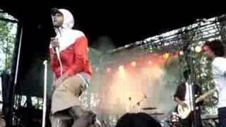 Gym Class Heroes "Shoot down the Stars" (live)