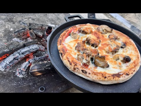 【後編】焚き火のクソデカ焼き鳥でチーズマシマシ焼き鳥ピザを作ってジャックコークハイをキメるだけの動画