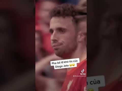Không thể tin nổi Diogo Jota lại sút ra ngoài 😳 #liverpool #preimerleague