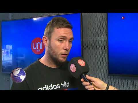 Alumni es el primer clasificado a cuartos de final