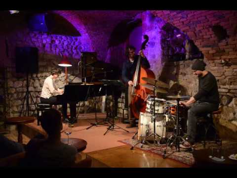muziKafe - BAD BOOSH BAND - Kaja Draksler,...2014